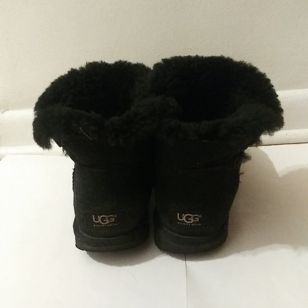 UGG Bailey II Button Black Suede Short Boots - Picture 4 of 12